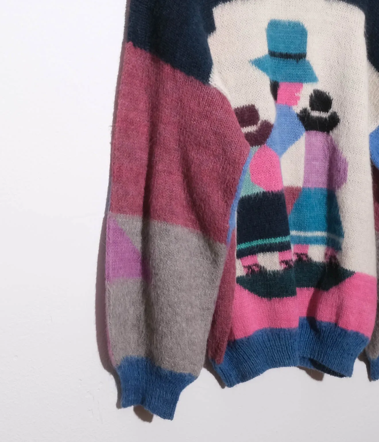 90's Design Sweaters (Multi)