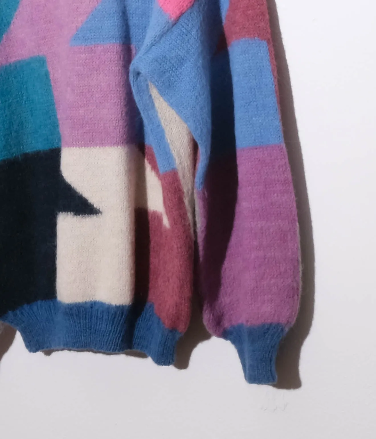 90's Design Sweaters (Multi)