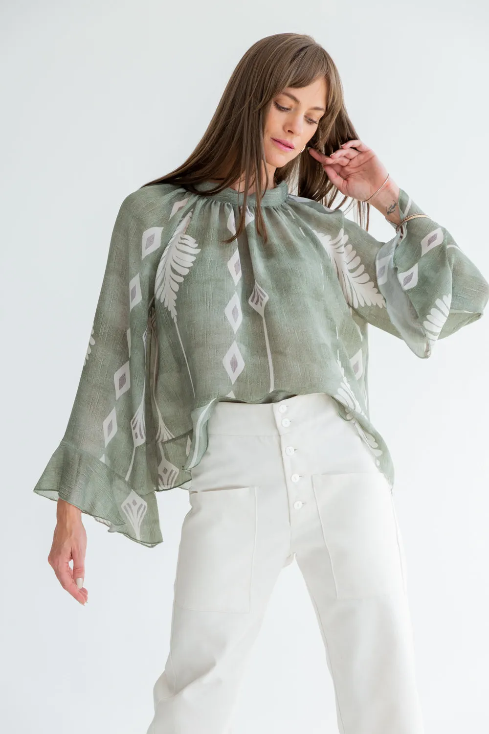 Arianna Blouse Arrow Print