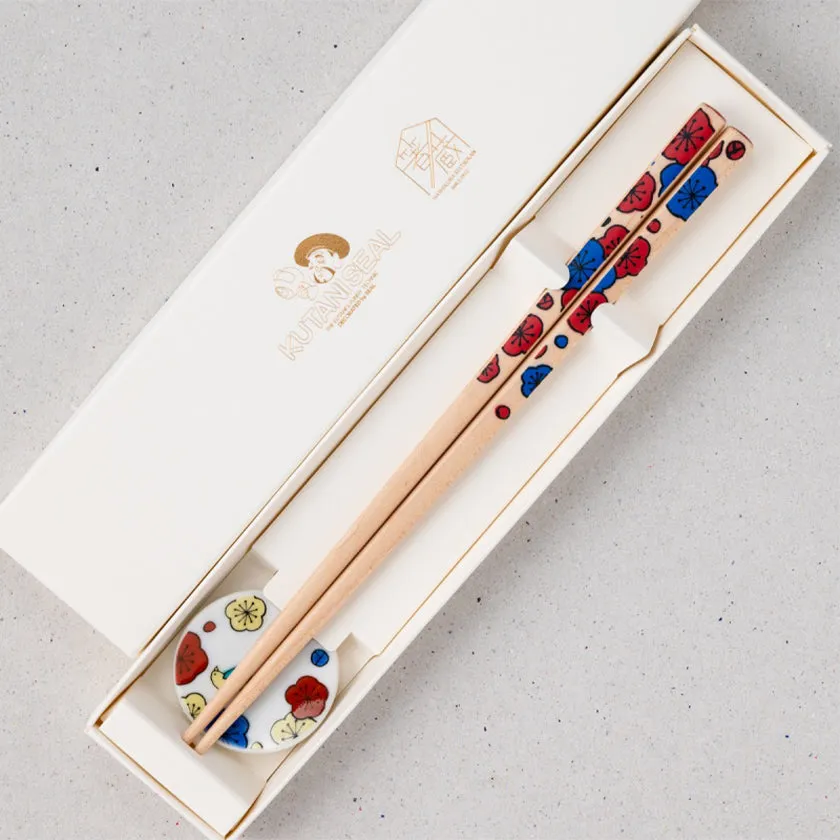 [Chopsticks and Chopstick Rest]  KUTANI SEAL UME(Plum)  (8.85inch) with Chopstick rest set In a Box | MATSUKAN | Wakasa Lacquerware