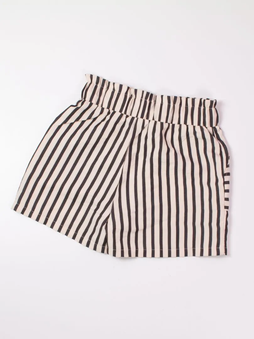 Cream  Paperbag Shorts, L