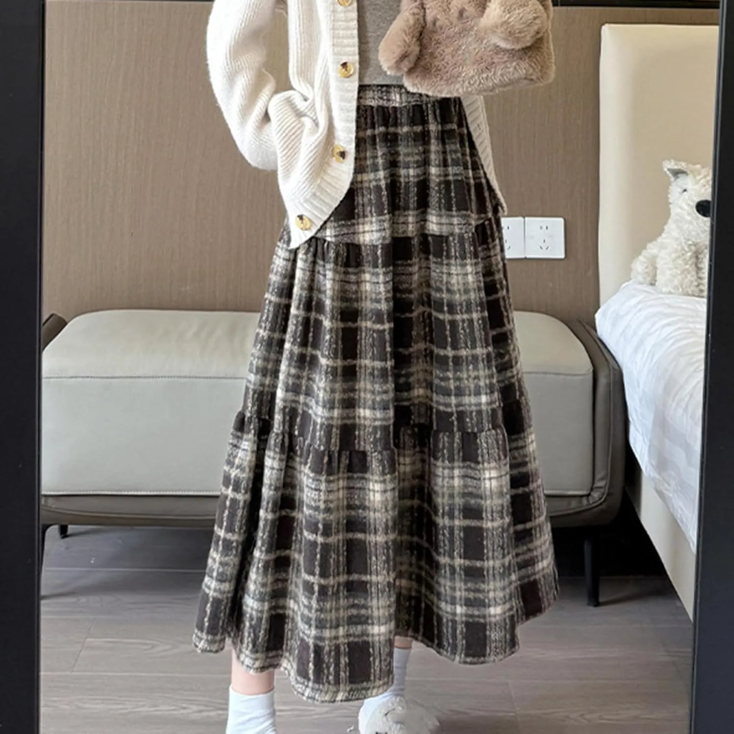 Womens Plaid Skirt Fall Winter Fashion Retro Elastic High Waisted Pleated Skirts Casual Fashion A Line Swing Skirts